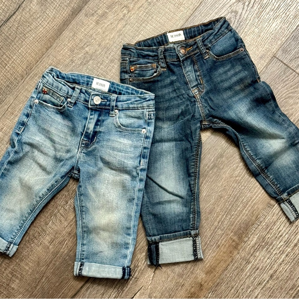 🔥2 PAIRS OF 3T UNISEX HUDSON JEANS ADJUSTABLE W/ WAIST SIZE!👖